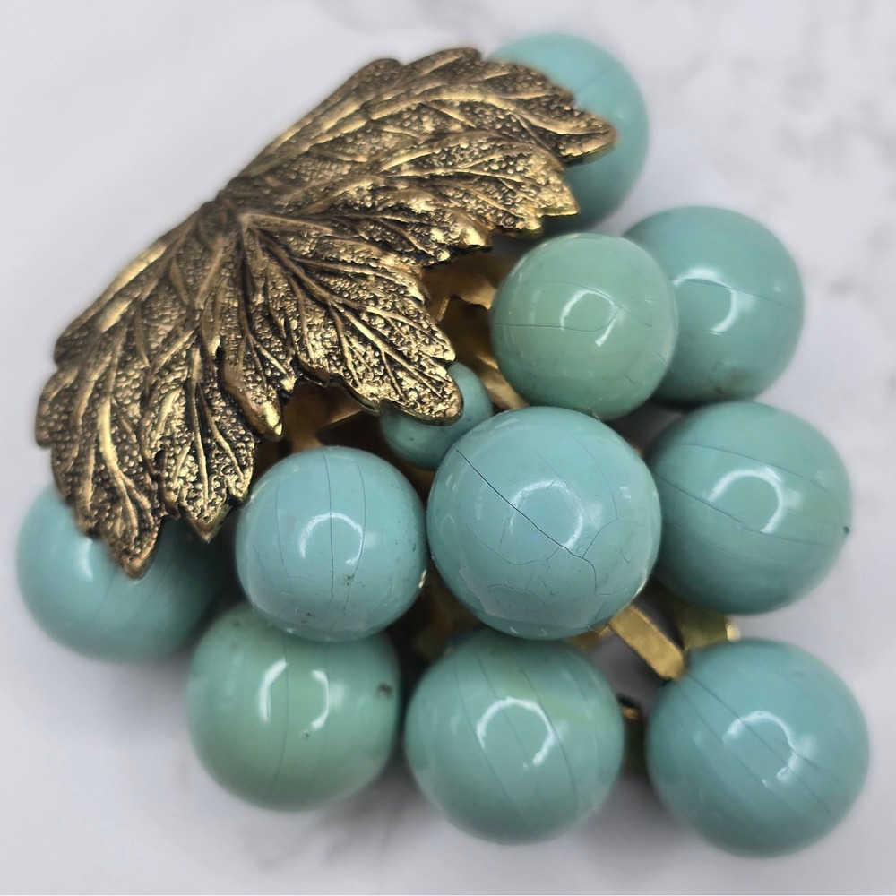 Vintage 1940s Aqua Molded Bead Grape Cluster Brass Dress Fur Clip Mid Century